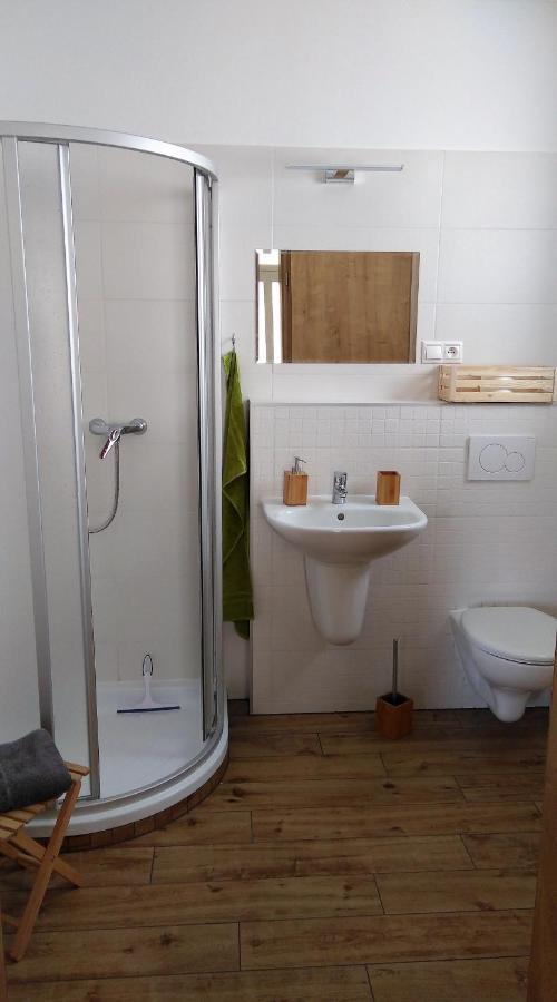 Appartamento Elejan Bešeňová Esterno foto