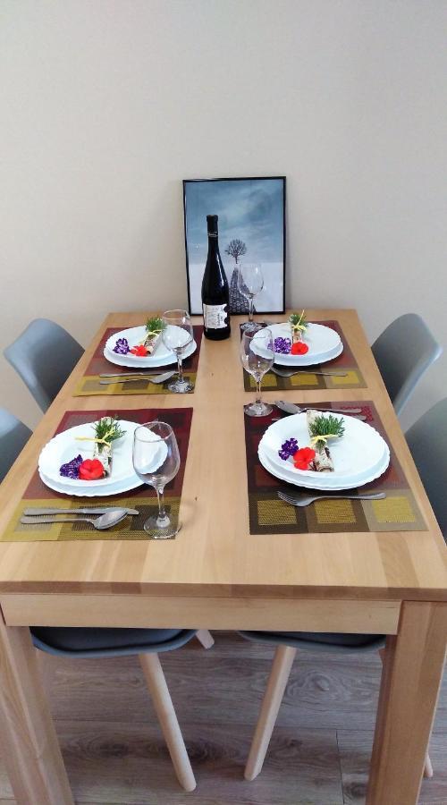 Appartamento Elejan Bešeňová Esterno foto